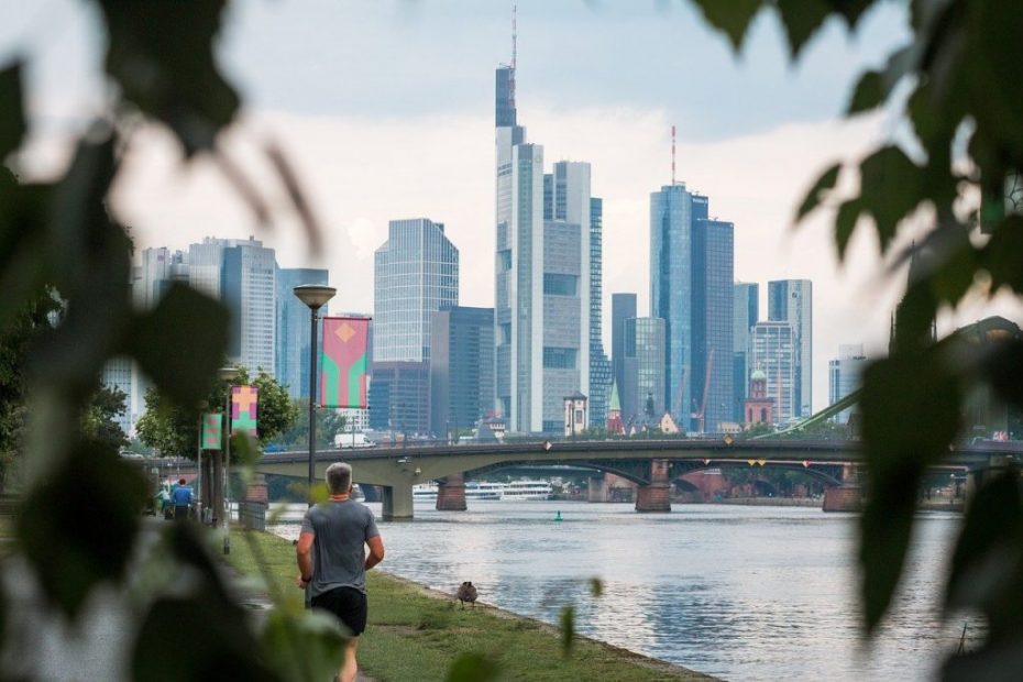 Frankfurt: Illegal slot machines moved in and destroyed